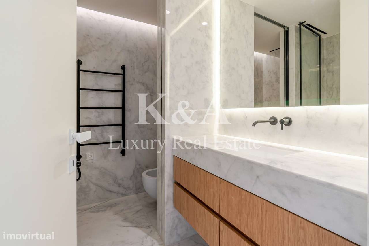 Penthouse T4+1 na Foz com piscina e Vista Mar-11
