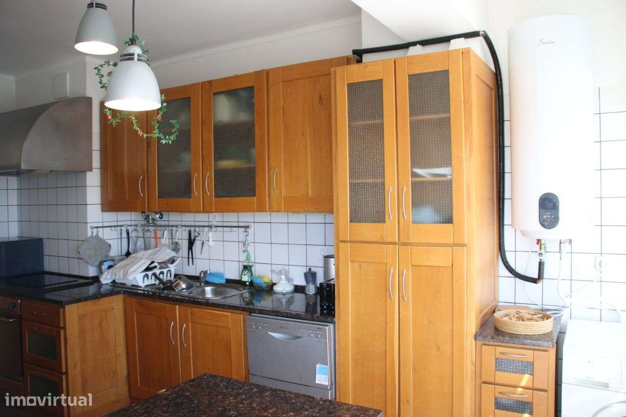 T4 (T5) , Vistas, 2 Elevadores - Centro Carnaxide-7