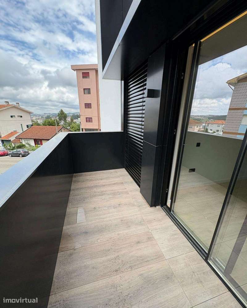 Comprar Fabuloso Apartamento T2, Novo, Moderno e Equipado S, Cosme-6