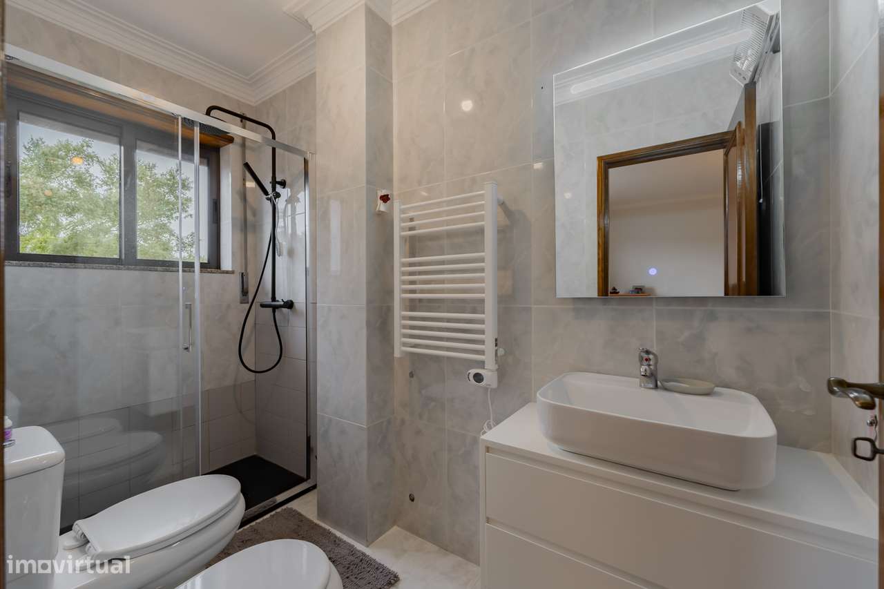 Moradia T4 para venda em Gondizalves, Braga-26