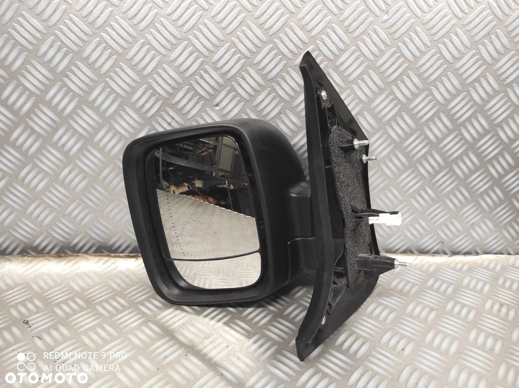 LUSTERKO LEWE 5 PIN EUROPA RENAULT TRAFIC III TRAFIC III LIFT 2015-2021 - 5