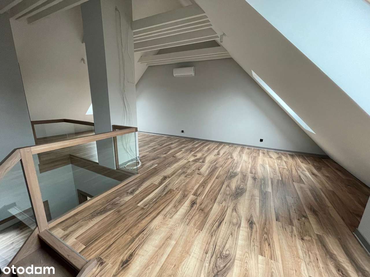 Dom, 137 m², Wrocław-3