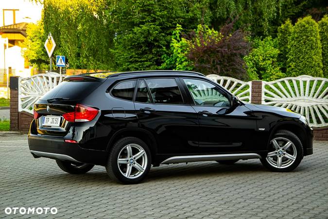 BMW X1 xDrive18d Sport Line - 16