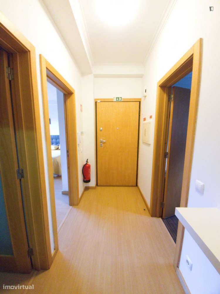 Apartamento com 1 quartos - localizado em Alta de Santa Clara Coimbra - Grande imagem: 2/6