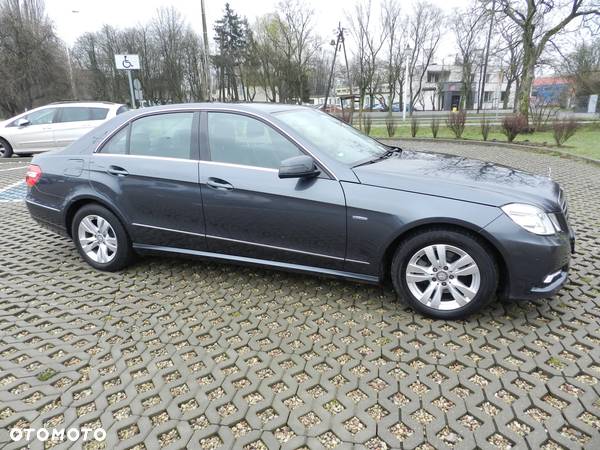 Mercedes-Benz Klasa E 200 BlueTEC 7G-TRONIC Avantgarde - 12