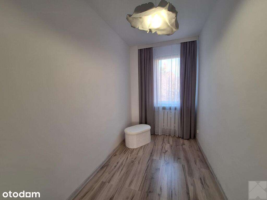 Ładne mieszkanie z dużym balkonem do wejścia-8