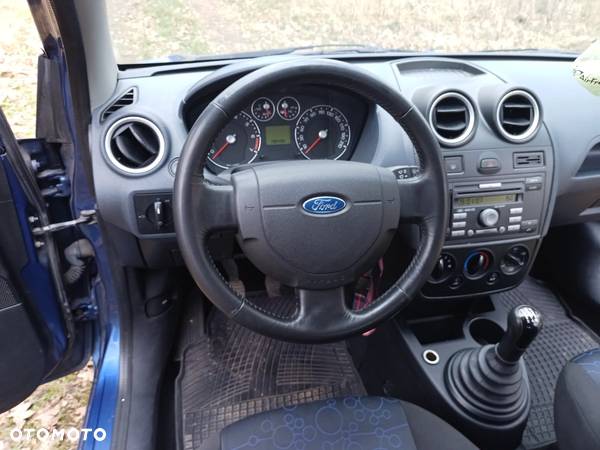 Ford Fiesta 1.3 - 12