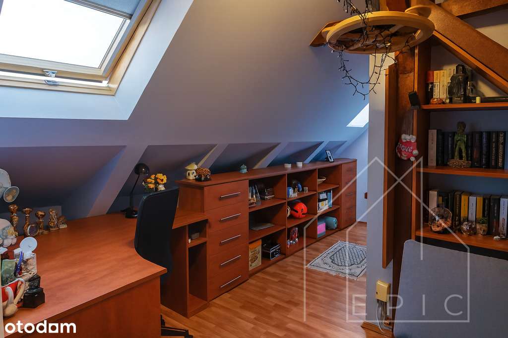 Dwupoziomowe mieszkanie z widokiem na park-7