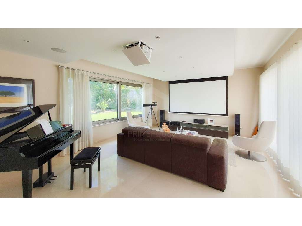 Moradia T5 Contemporânea na Arrábida - Elegância, Conforto e Exclus... - Grande imagem: 3/38