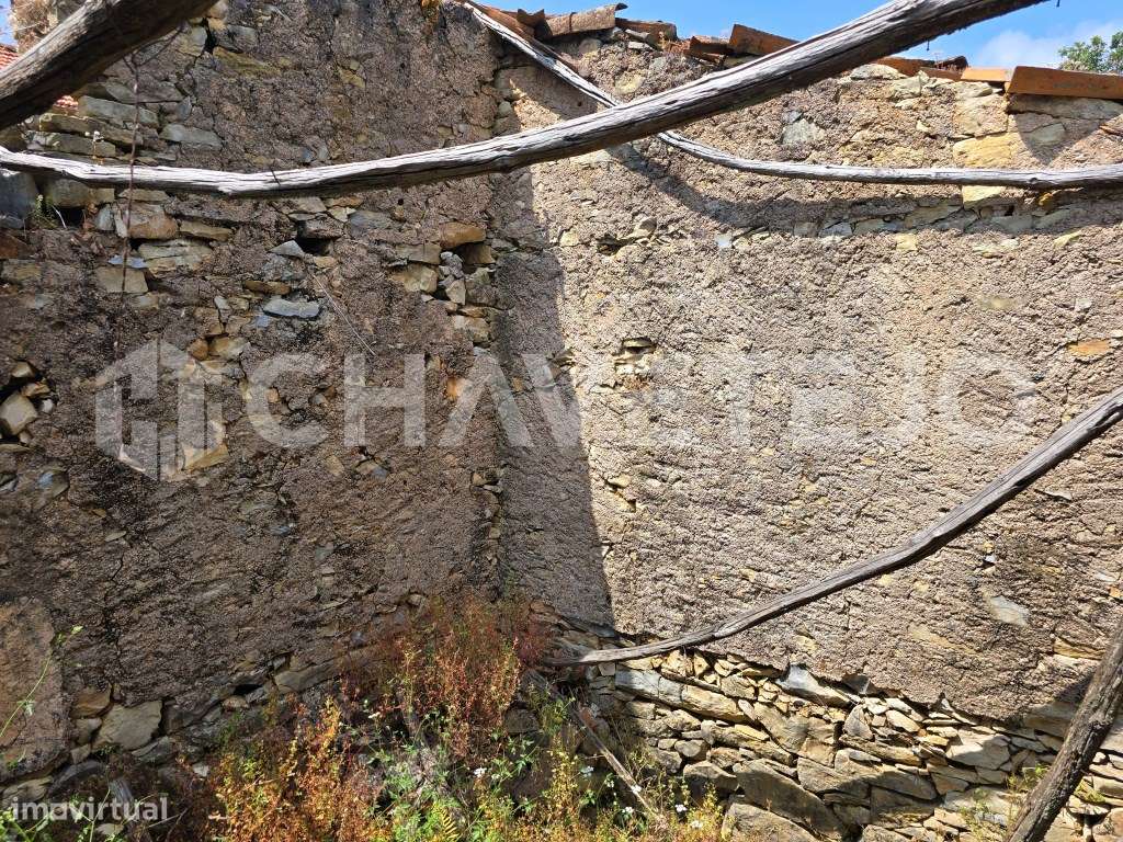 Casa Antiga para reconstruir em Avecasta. - Grande imagem: 5/34