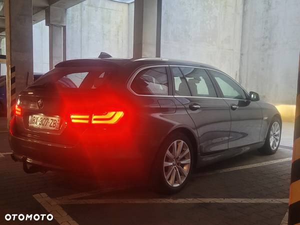 BMW Seria 5 520d xDrive Touring Luxury Line - 39