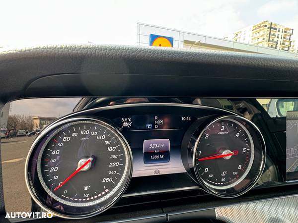 Mercedes-Benz E 220 d 4Matic 9G-TRONIC Avantgarde - 6