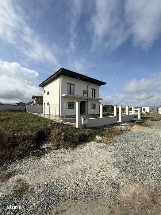 CASA AGIGEA | 4 CAMERE| ZONA LAC | - Imagine principală: 2/8