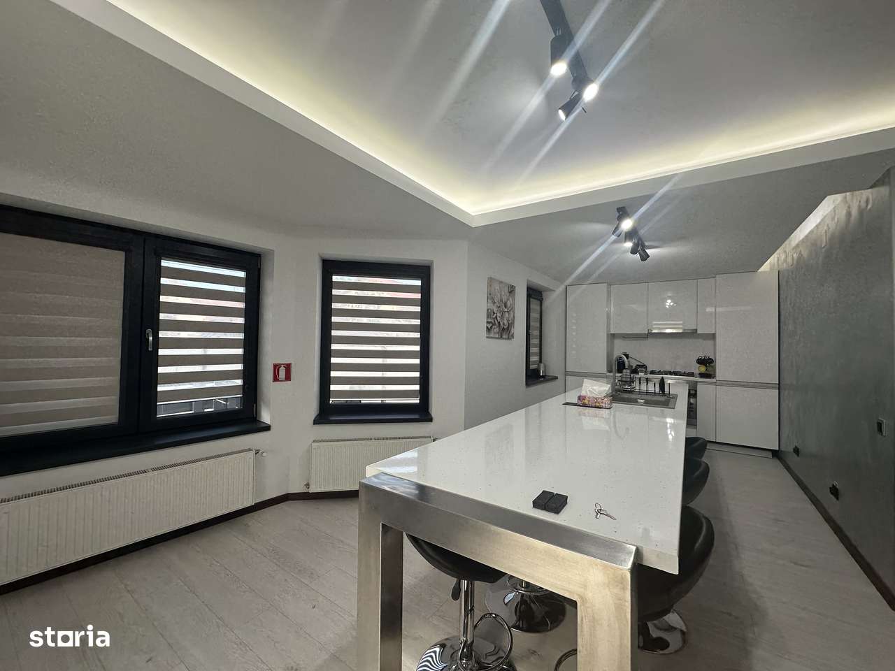 Agentia imobiliara VIGAFON inchiriaza casa 5 camere Caraiman-Titulescu - Imagine principală: 4/17