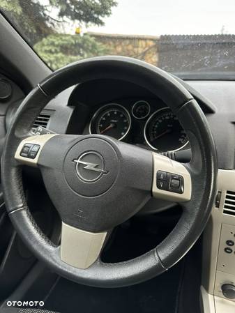 Opel Astra II 1.6 Start - 17