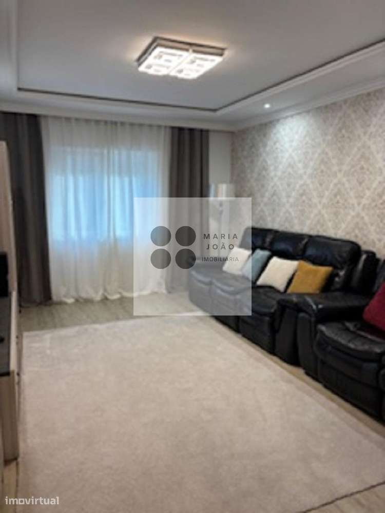 Apartamento Excelente T3, Completamente Remodelado!-3