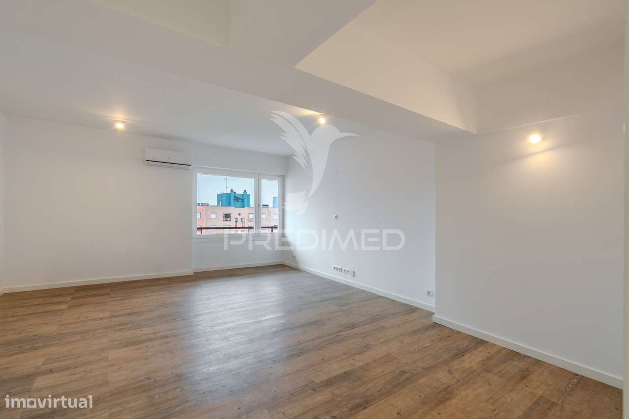 Apartamento T2 Duplex - Com Duas Suítes para Arrendamento em Telhei... - Grande imagem: 4/35