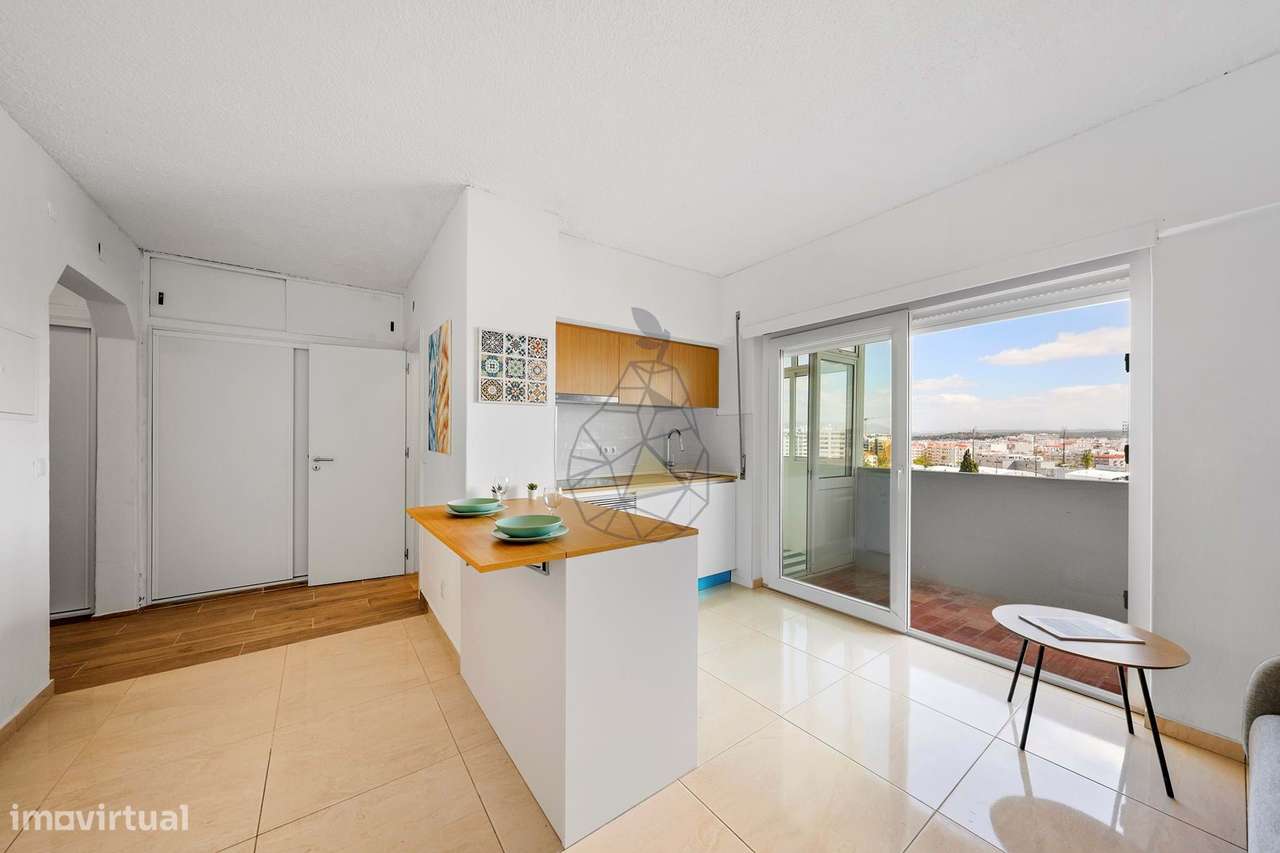 Apartamento Renovado T1 no Centro de Portimão-27