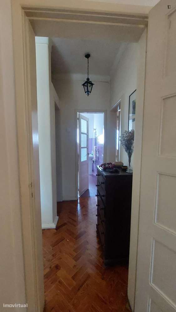 Quarto - localizado em Alvalade Lisbon - Grande imagem: 2/9