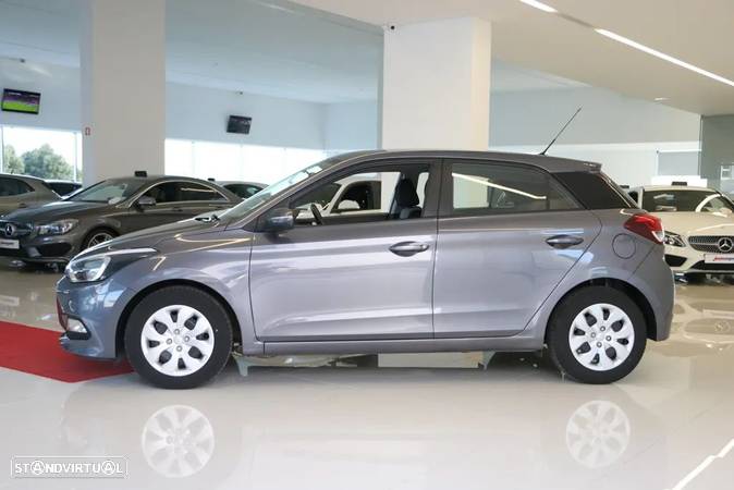 Hyundai i20 1.1 CRDi Access - 13