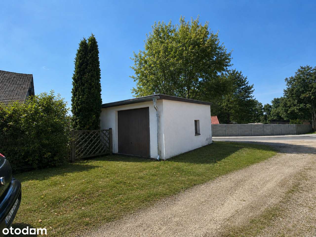 Pół domu 160 m² z działką 595 m², garażem i budynkiem gospodarczym-7