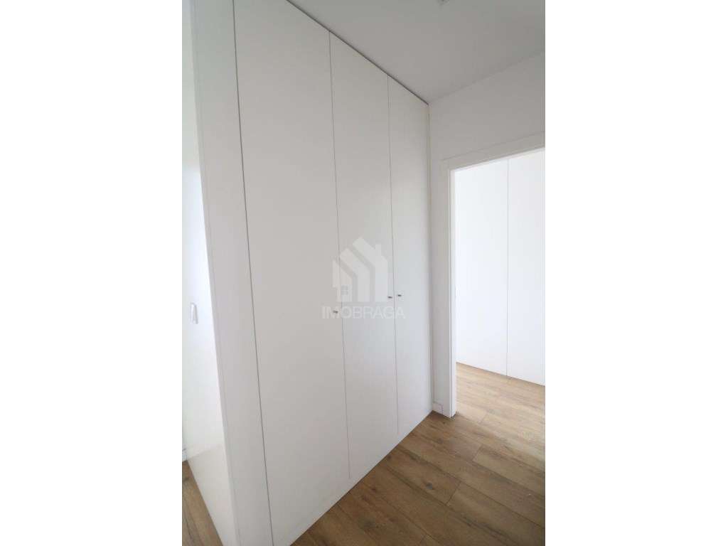 T3 REMODELADO | ÚLTIMO ANDAR | GARAGEM | GULBENKIAN - BRAGA-10
