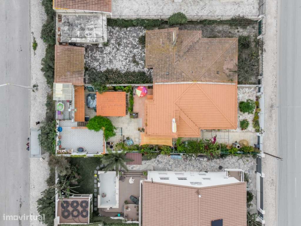 Moradia Geminada T2 + T1 - Costa de Caparica-25