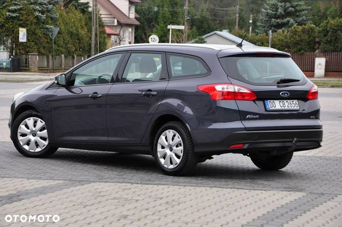 Ford Focus - 24