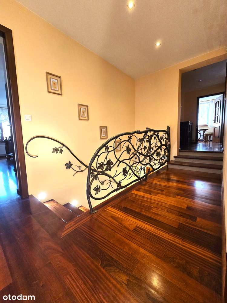 Piękny Dom w otoczeniu zieleni z2010r, działka 15ar+stawek + garaż-11