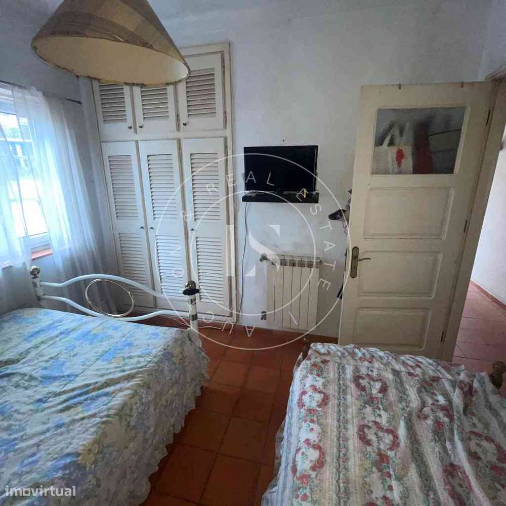 2 Apartamentos + Garagem com Logradouro | Vale de Cambra-17