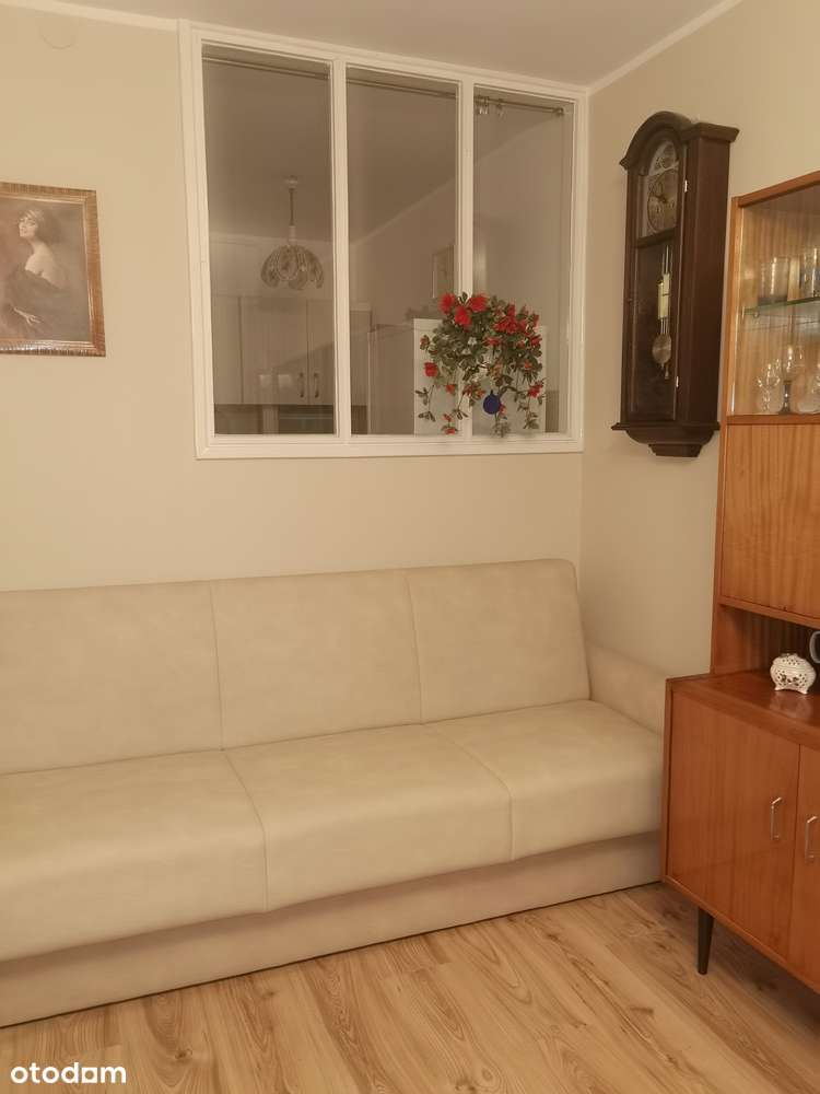 2 pokoje k/dworca SKM, budynek i lokal po remoncie z wyj. łazienki-5