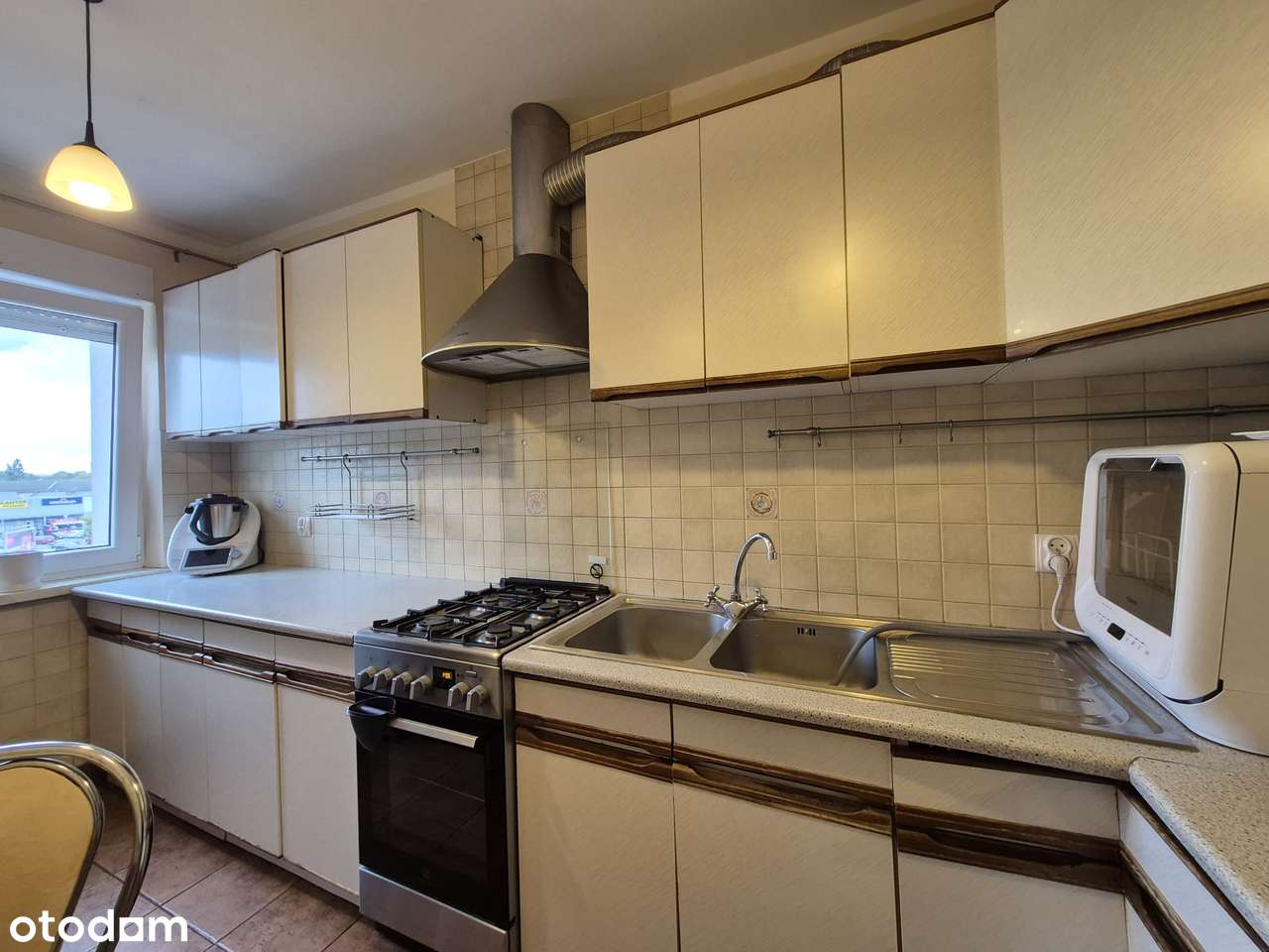 ul. Długa 1998 r. Szczepin Stare Miasto , balkon, winda , piwnica-4