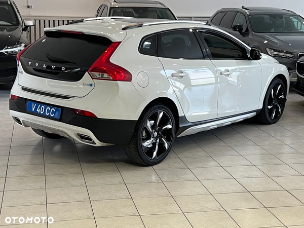 Volvo V40 Cross Country D4 Geartronic Plus - 2