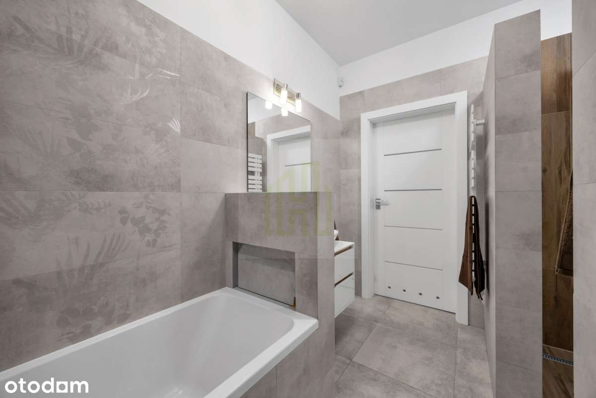 Nowoczesny dom 168,89 m² – cisza, las i przestrzeń-16