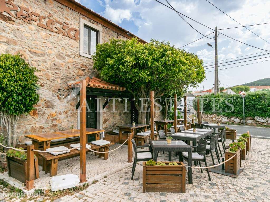 Restaurante com História e Prestígio para Venda na Azoia, junto ao ...-25