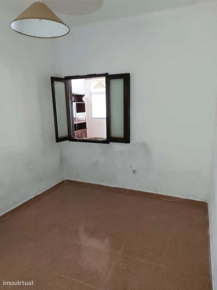 Moradia T3 + T1 + Terreno Urbanizável (Horta) - Vidigueira-13
