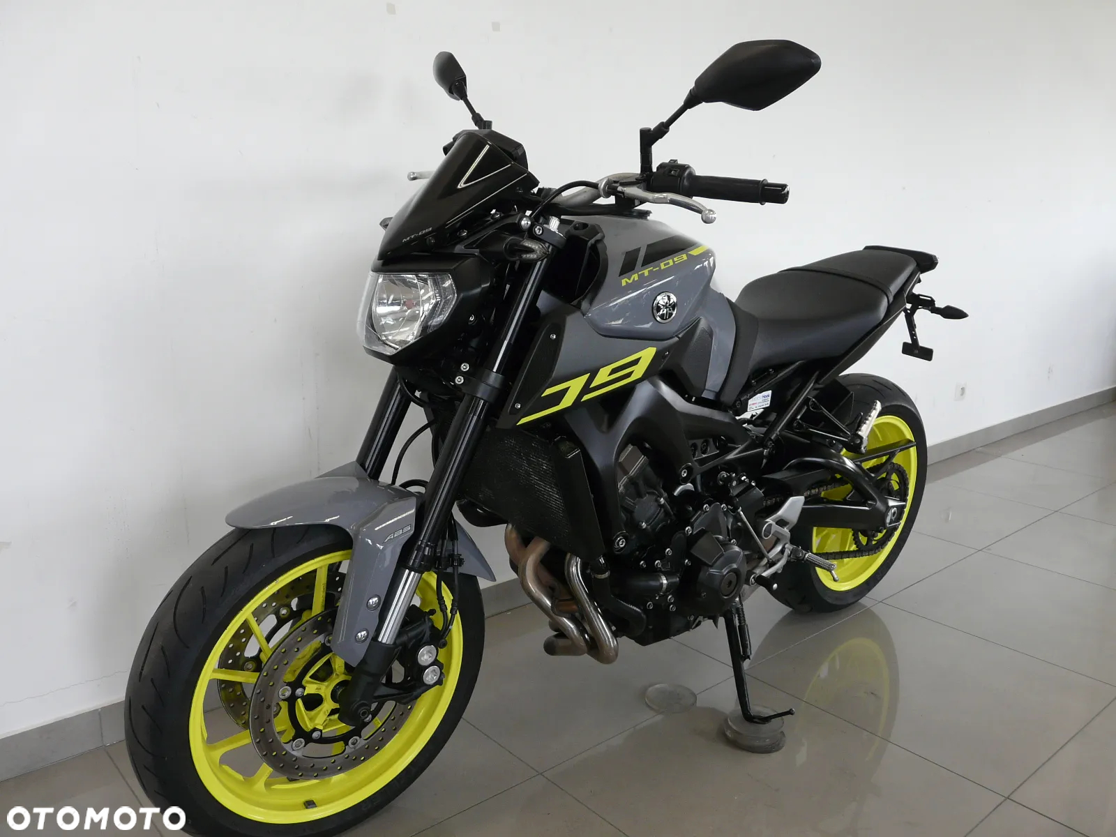 Yamaha MT - 13