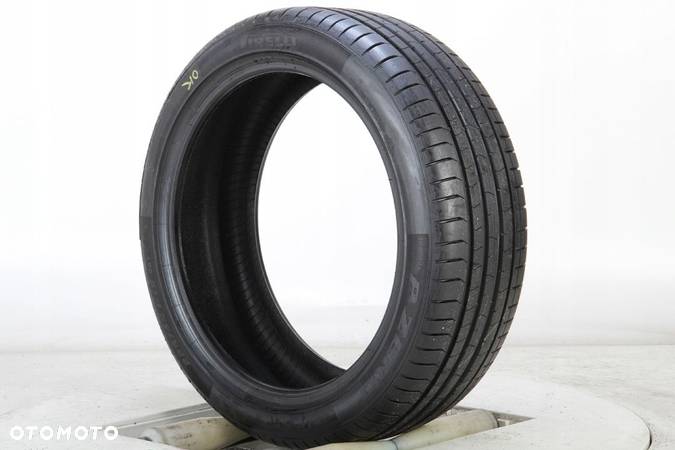 1X 225/45R19 Pirelli P Zero PZ4 G562 - 4