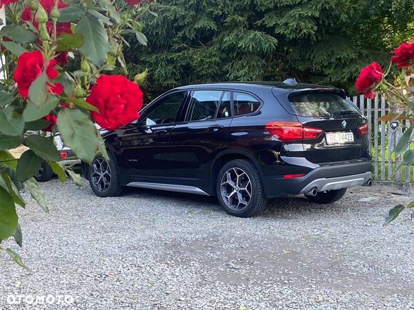 BMW X1 xDrive20d xLine - 12