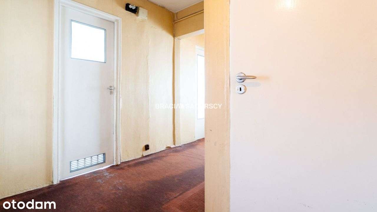 3 pokojowe do remontu os. Piastów-19