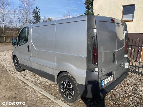 Opel Vivaro - 4