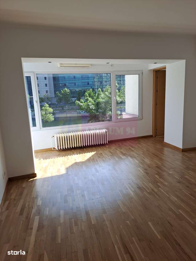 Apartament de 4 camere transformat in 3 camere Splaiul Unirii - Biblioteca Nationala