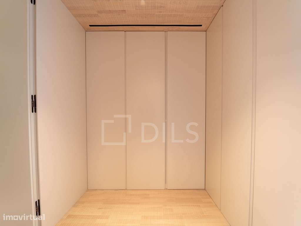 Apartamento T4+1 na Foz - Último Piso Cobertura Privativa-31