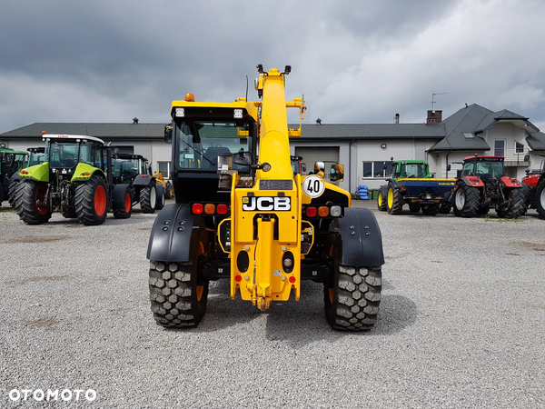 JCB 542-70 Agri Super 2020R - 9