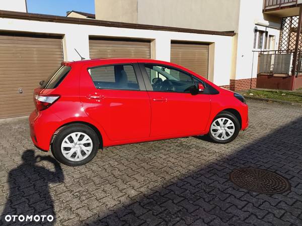 Toyota Yaris 1.5 Premium - 5