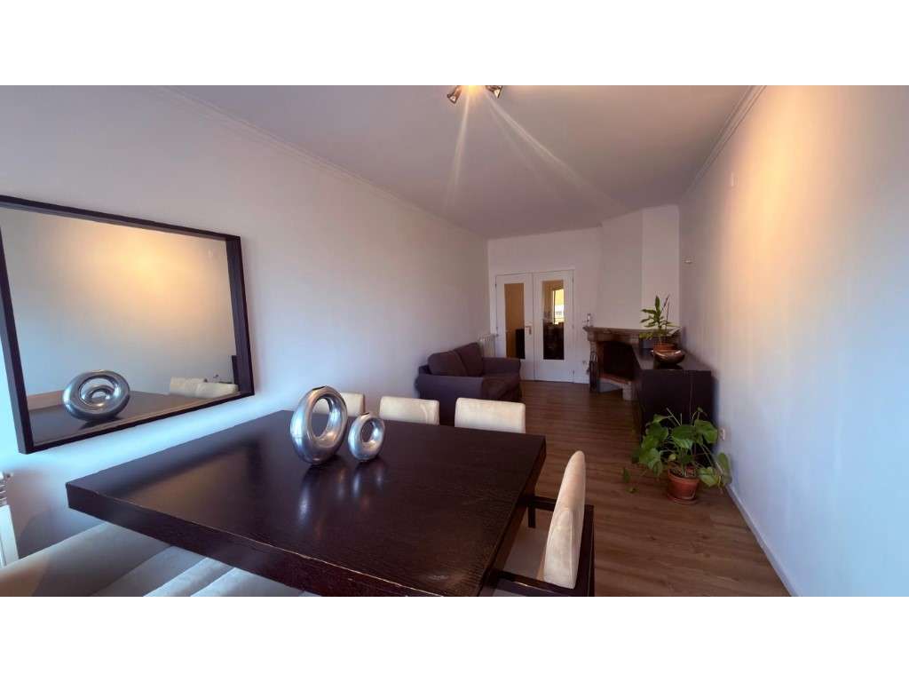 Apartamento T2 com Varanda - Grande imagem: 3/16