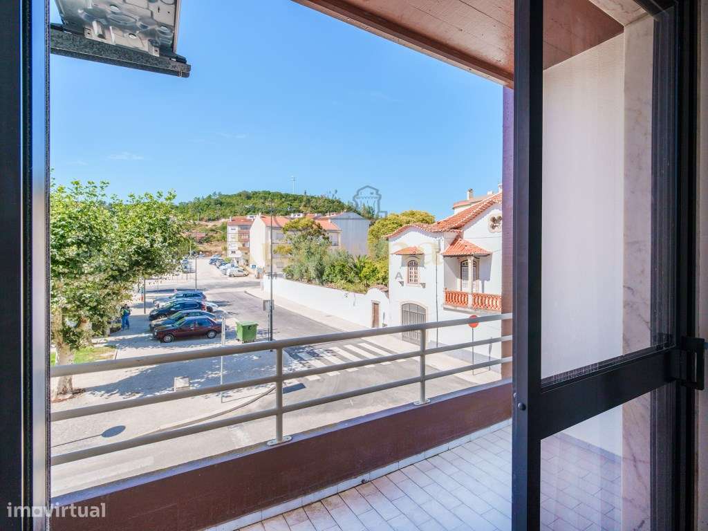 Apartamento T3 Centro de Ourém - Prédio com elevador-12