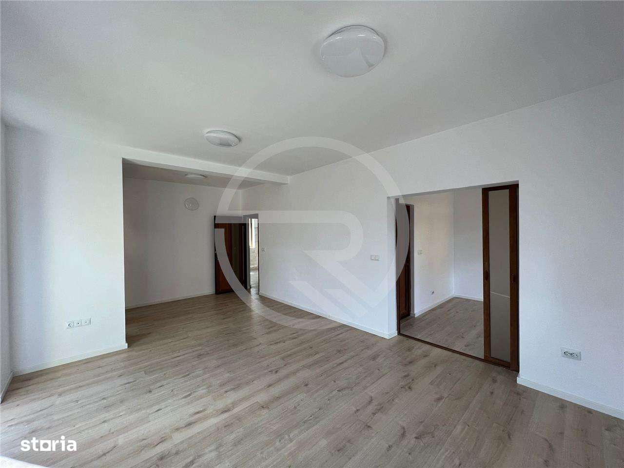 Casa cu 4 camere, 180 mp, situata in cartierul Europa! - Imagine principală: 5/20