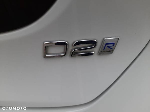 Volvo V40 D2 Drive-E R-Design Kinetic - 22