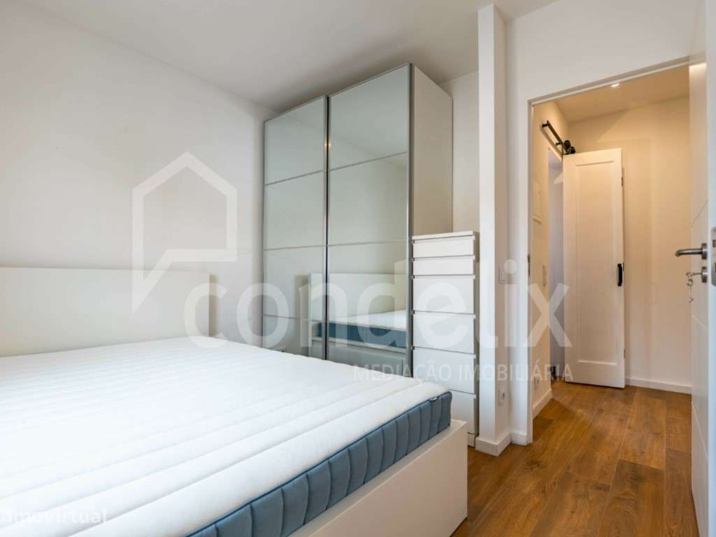Moradia T2 · totalmente remodelada · Bairro da Vilarinha, Porto-11